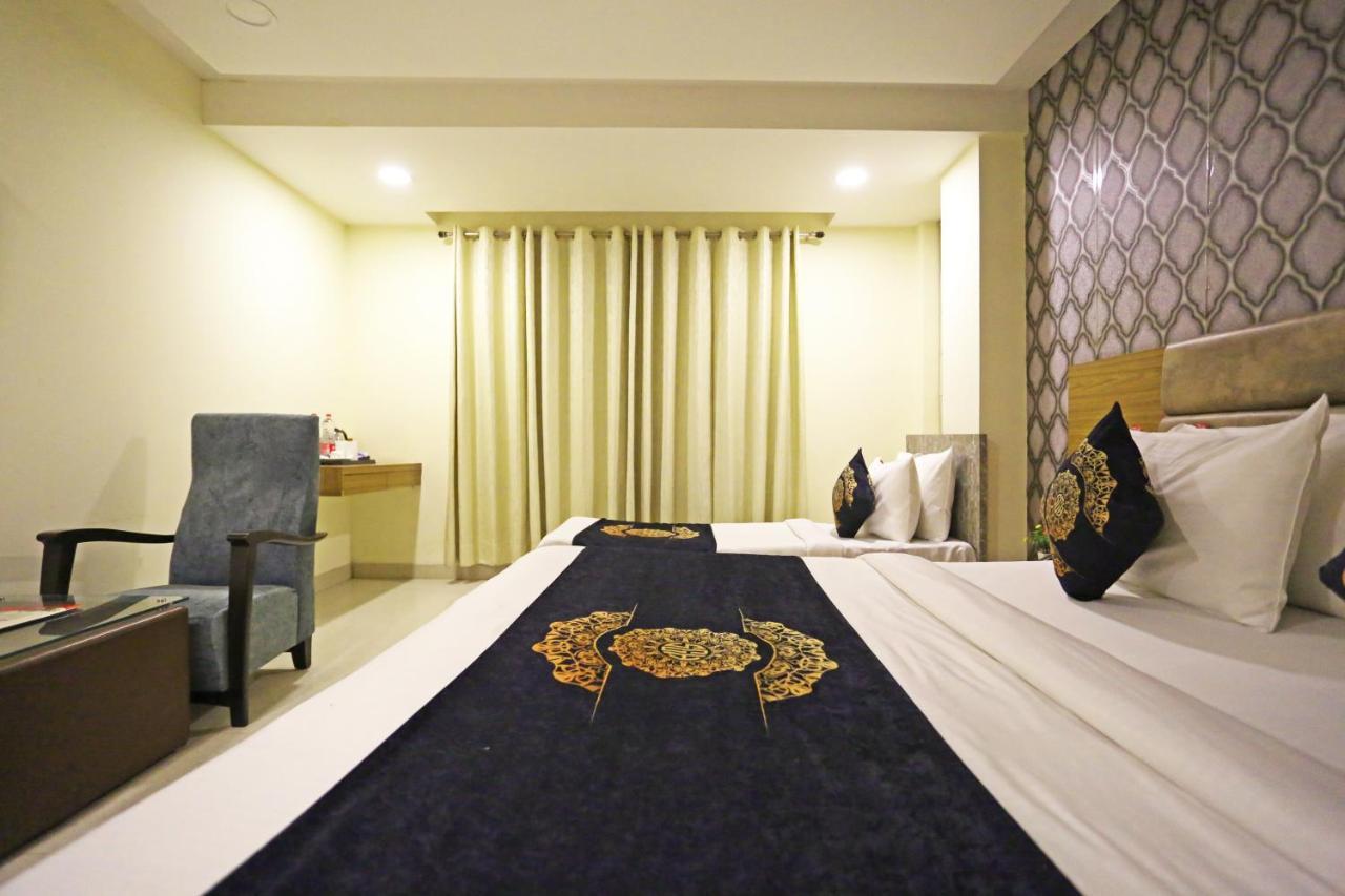 Hotel Ronit Royal Delhi Airport By D'Capitol New Delhi Exterior foto